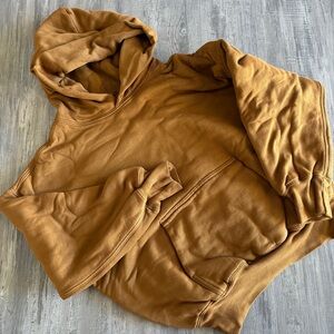 New kids Yeezy x gap sweatshirt